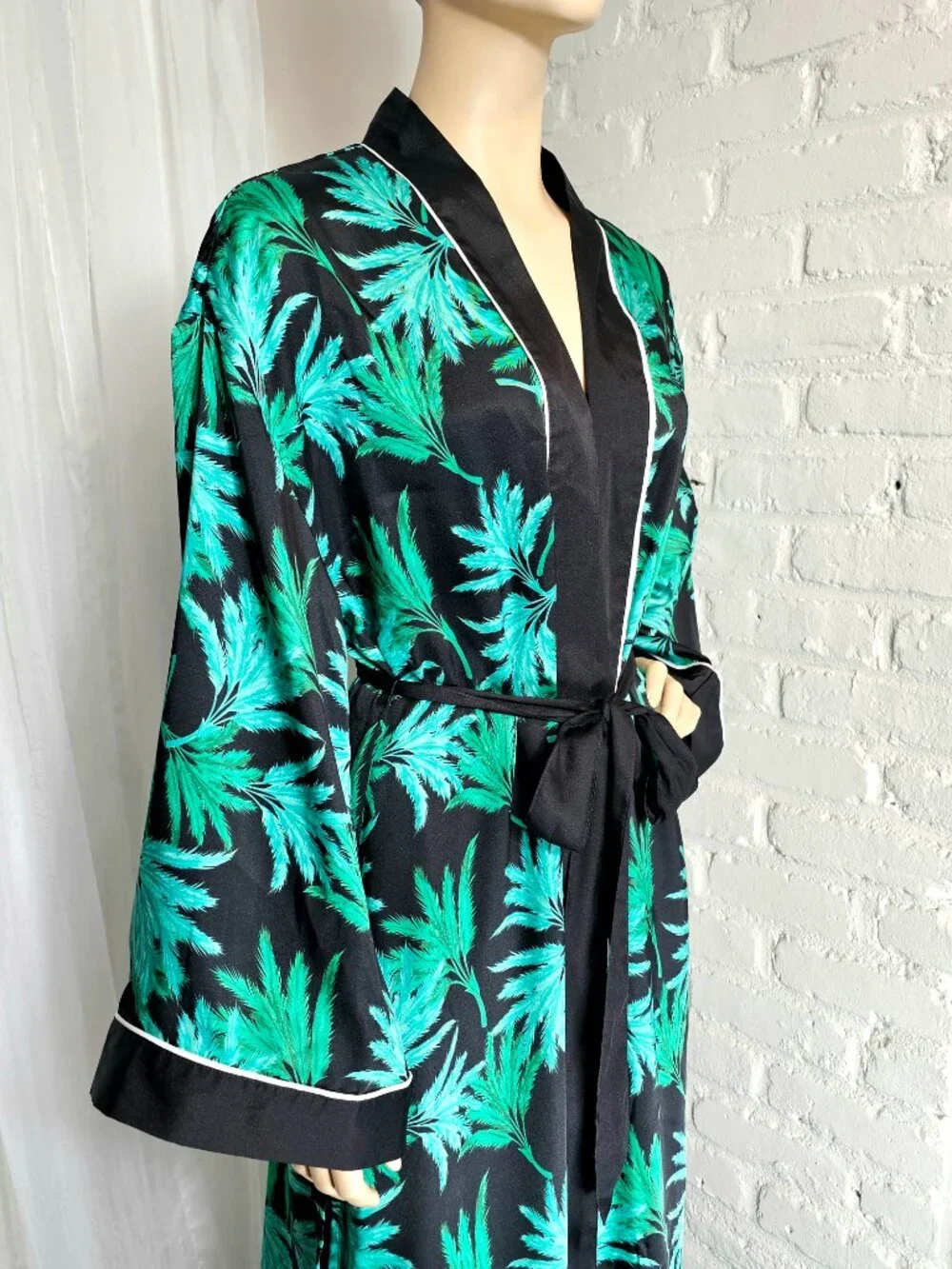 Fe Noel x Target Feathered Palm Print Robe & Wide Leg Pants Set Size XL Black - Picture 4 of 16